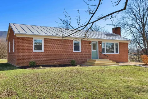 1726 Mountain Valley Road Keezletown VA 22832