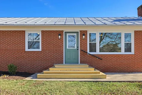 1726 Mountain Valley Road Keezletown VA 22832