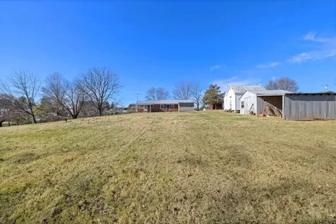 1726 Mountain Valley Road Keezletown VA 22832