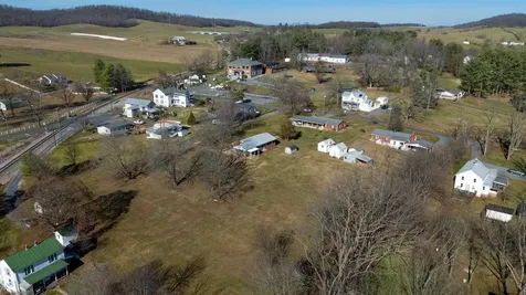 1726 Mountain Valley Road Keezletown VA 22832
