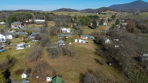 1726 Mountain Valley Road Keezletown VA 22832