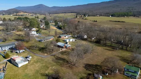 1726 Mountain Valley Road Keezletown VA 22832