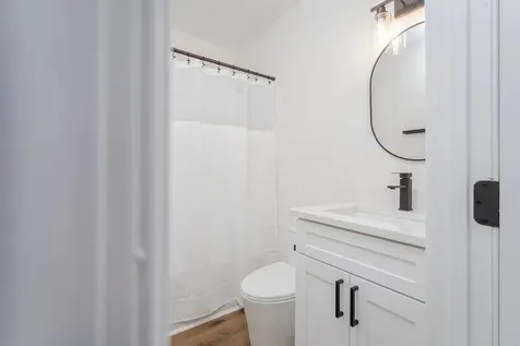 37 Auburn Drive Grottoes VA 24441