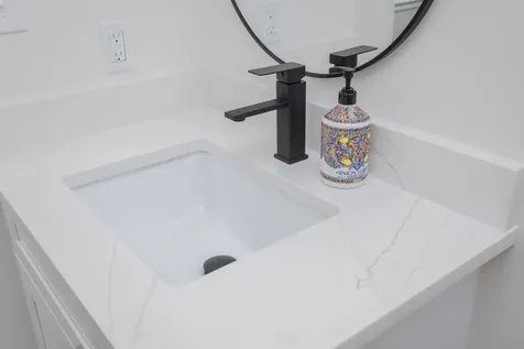 37 Auburn Drive Grottoes VA 24441