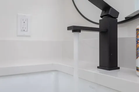 37 Auburn Drive Grottoes VA 24441