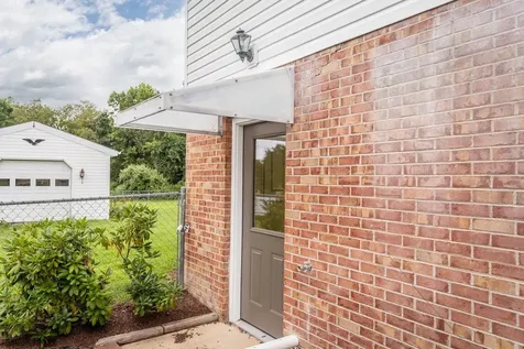 37 Auburn Drive Grottoes VA 24441