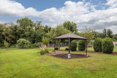 37 Auburn Drive Grottoes VA 24441