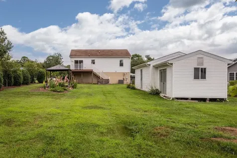 37 Auburn Drive Grottoes VA 24441