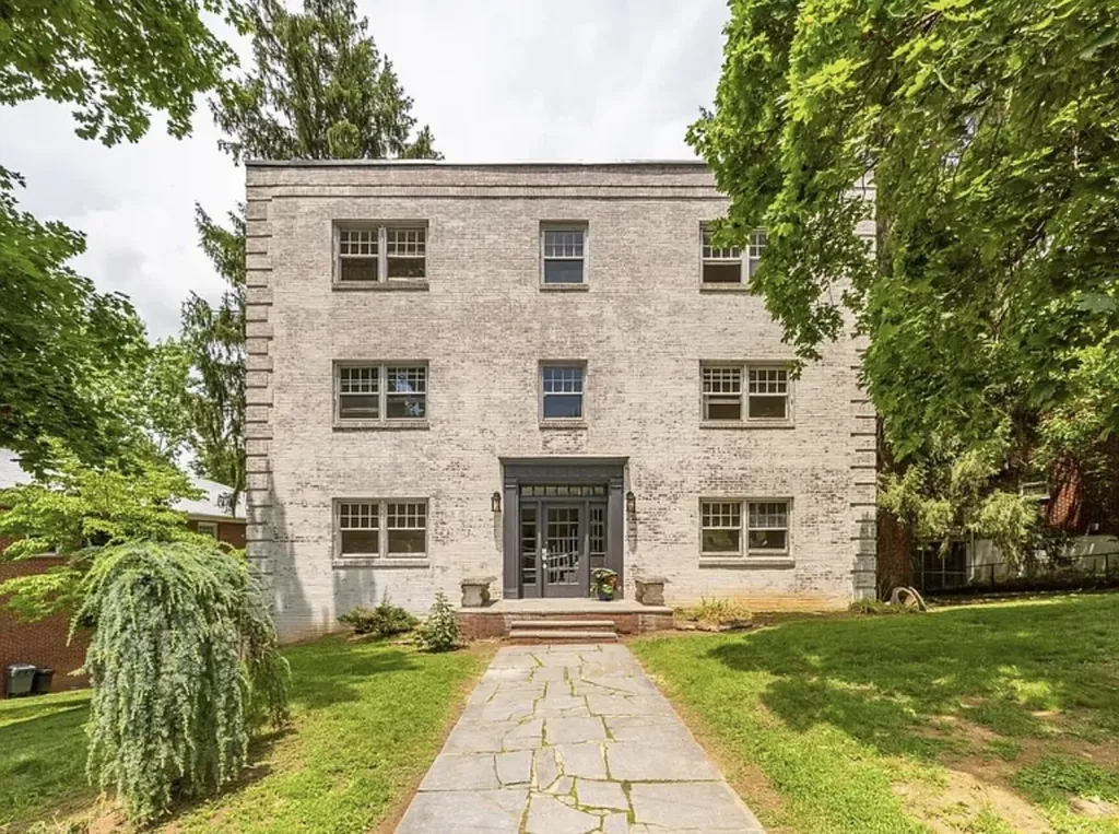 625 Alleghany Avenue Staunton VA 24401
