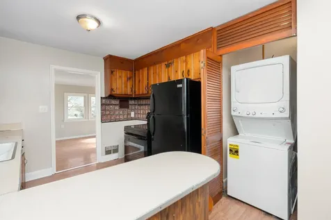842 Maple Avenue Waynesboro VA 22980