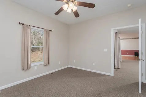 987 Riverside Drive Luray VA 22835