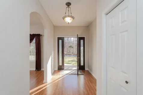 987 Riverside Drive Luray VA 22835