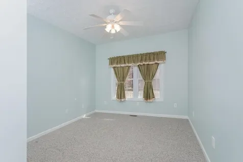 987 Riverside Drive Luray VA 22835