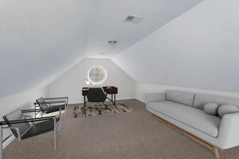 987 Riverside Drive Luray VA 22835