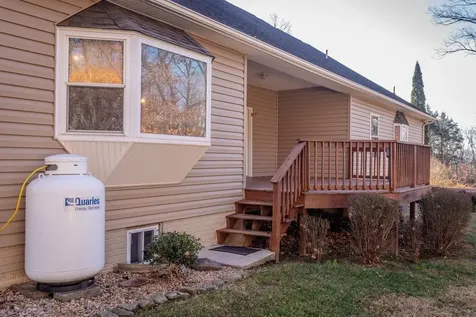 987 Riverside Drive Luray VA 22835