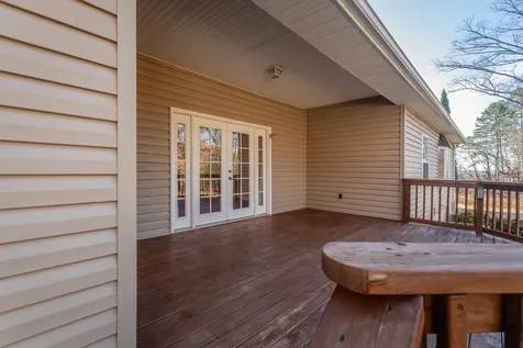 987 Riverside Drive Luray VA 22835