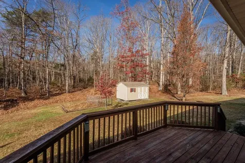 987 Riverside Drive Luray VA 22835