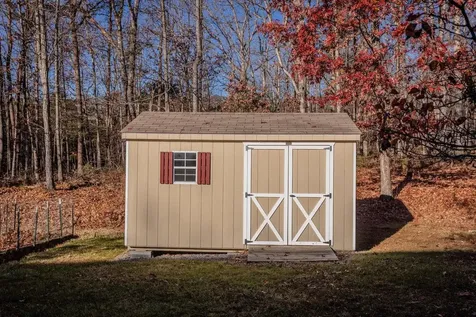 987 Riverside Drive Luray VA 22835