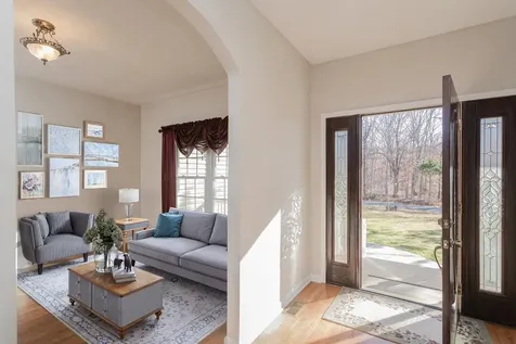 987 Riverside Drive Luray VA 22835