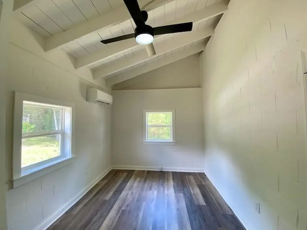 1382 Lakeshore Drive S Louisa VA 23093