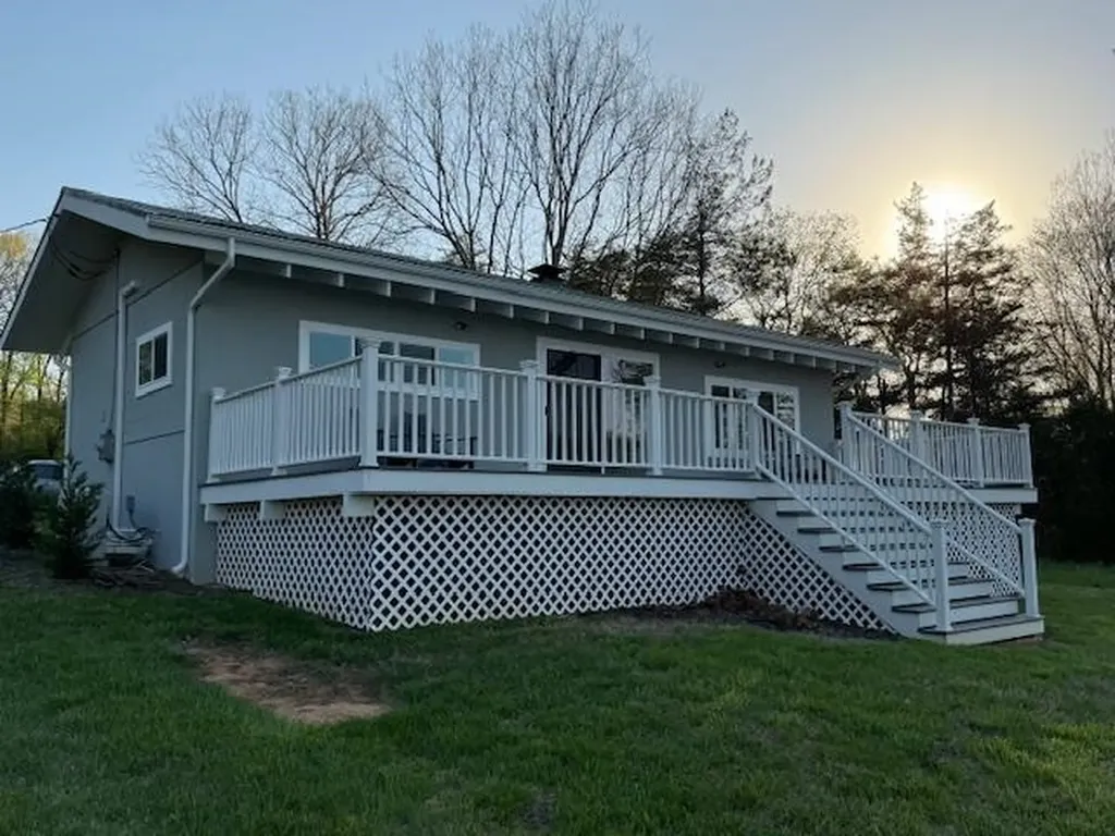 1382 Lakeshore Drive S Louisa VA 23093