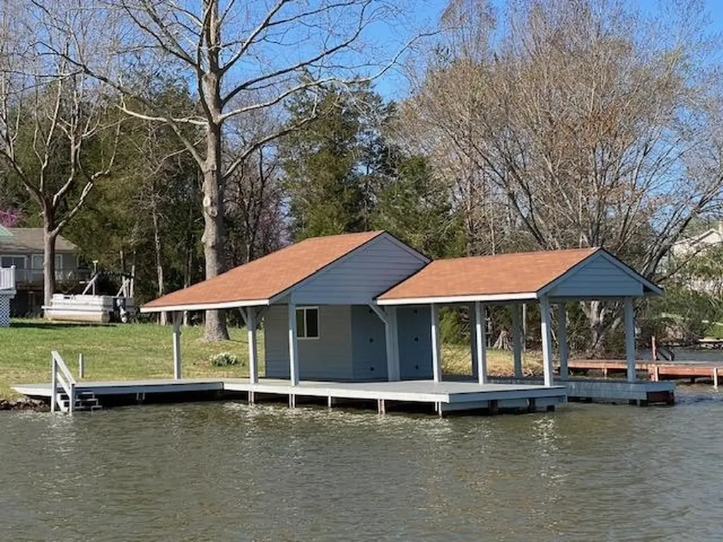 1382 Lakeshore Drive S Louisa VA 23093