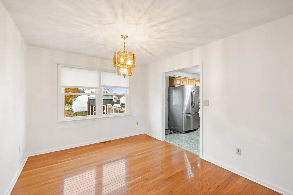 138 First Street Broadway VA 22815