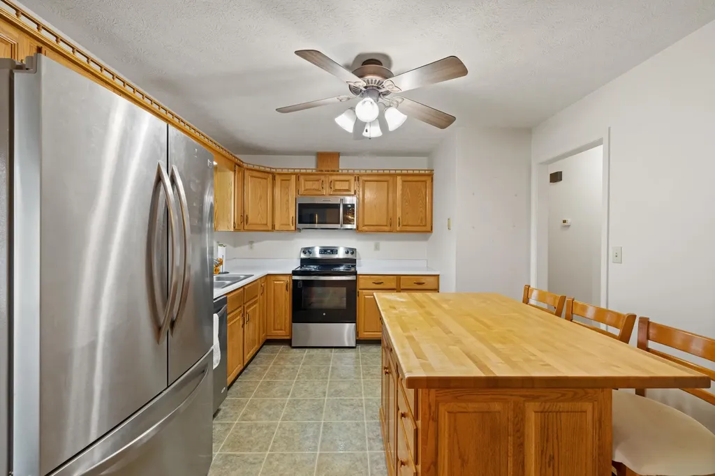 138 First Street Broadway VA 22815