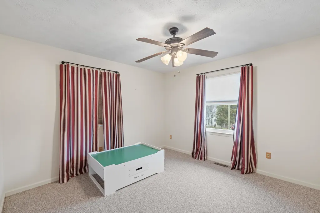 138 First Street Broadway VA 22815