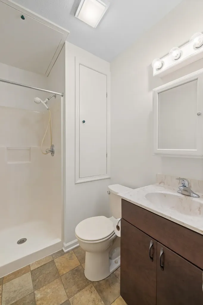 138 First Street Broadway VA 22815