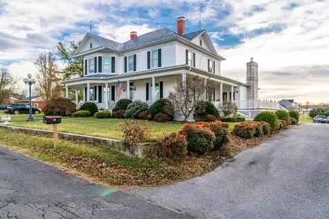 187 Houff Road Weyers Cave VA 24486