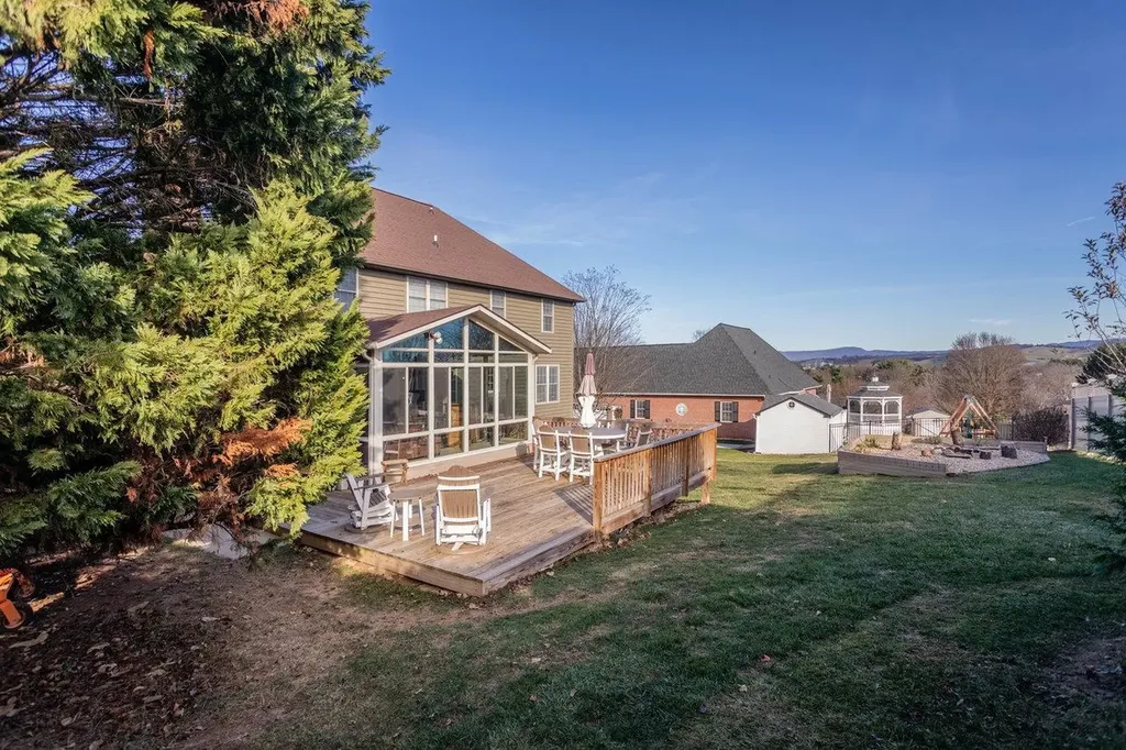 219 Northview Drive Dayton VA 22821