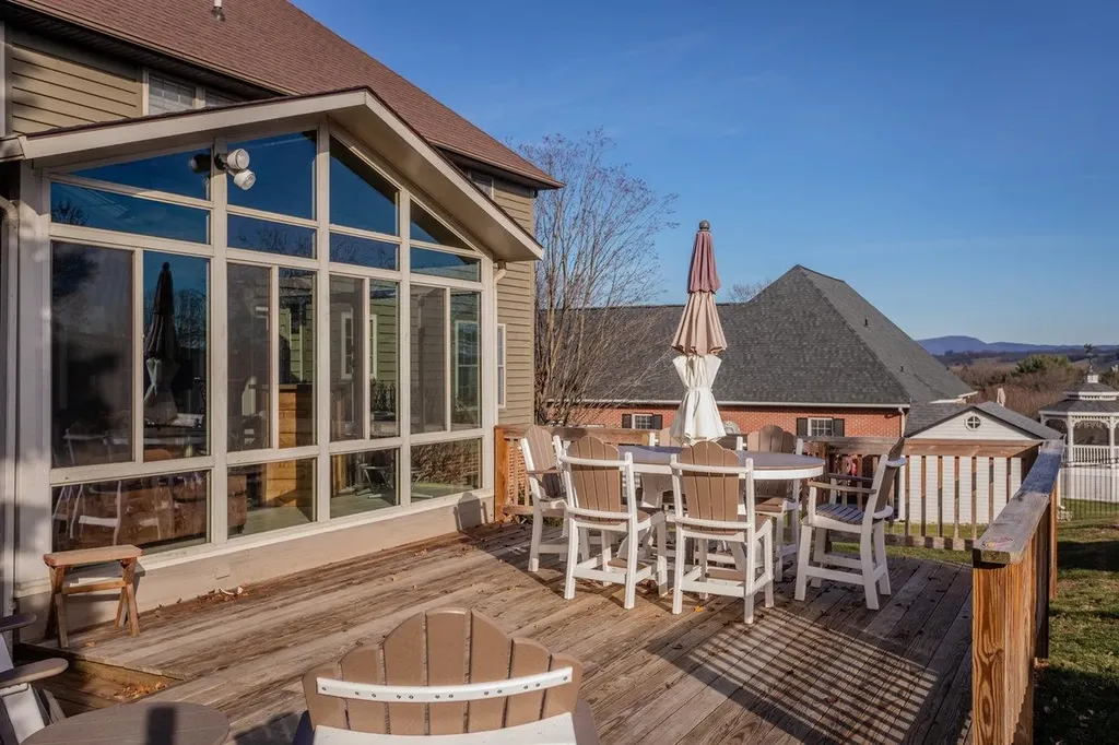 219 Northview Drive Dayton VA 22821