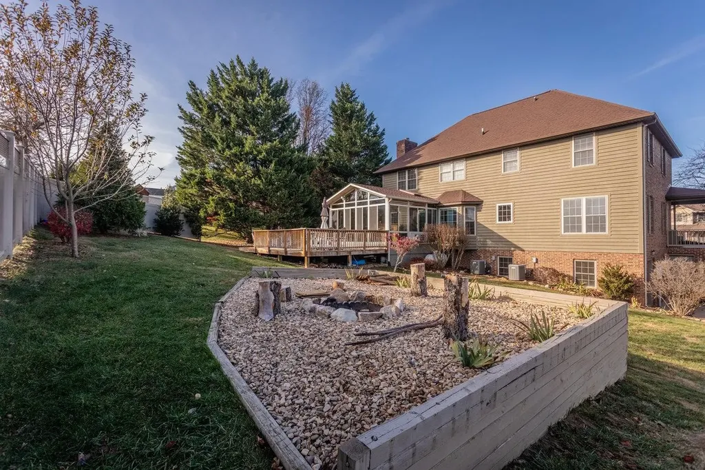 219 Northview Drive Dayton VA 22821