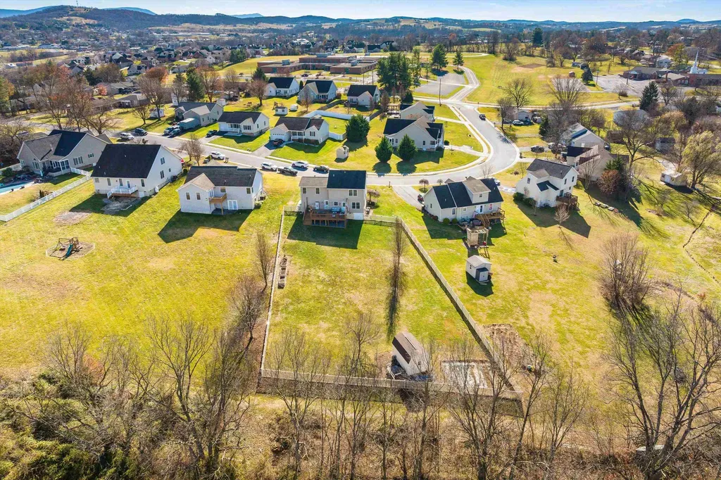 255 Morningside Drive Broadway VA 22815