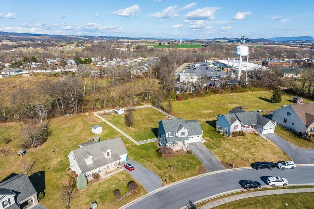 255 Morningside Drive Broadway VA 22815