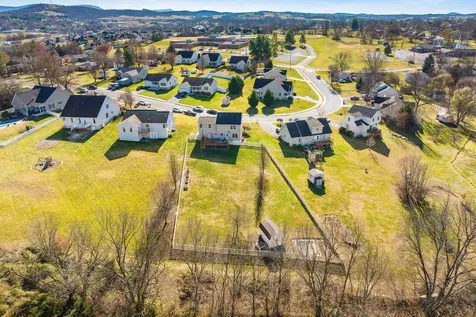 255 Morningside Drive Broadway VA 22815