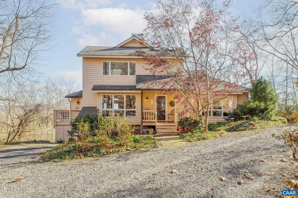 987 Rodes Farm Drive Nellysford VA 22958