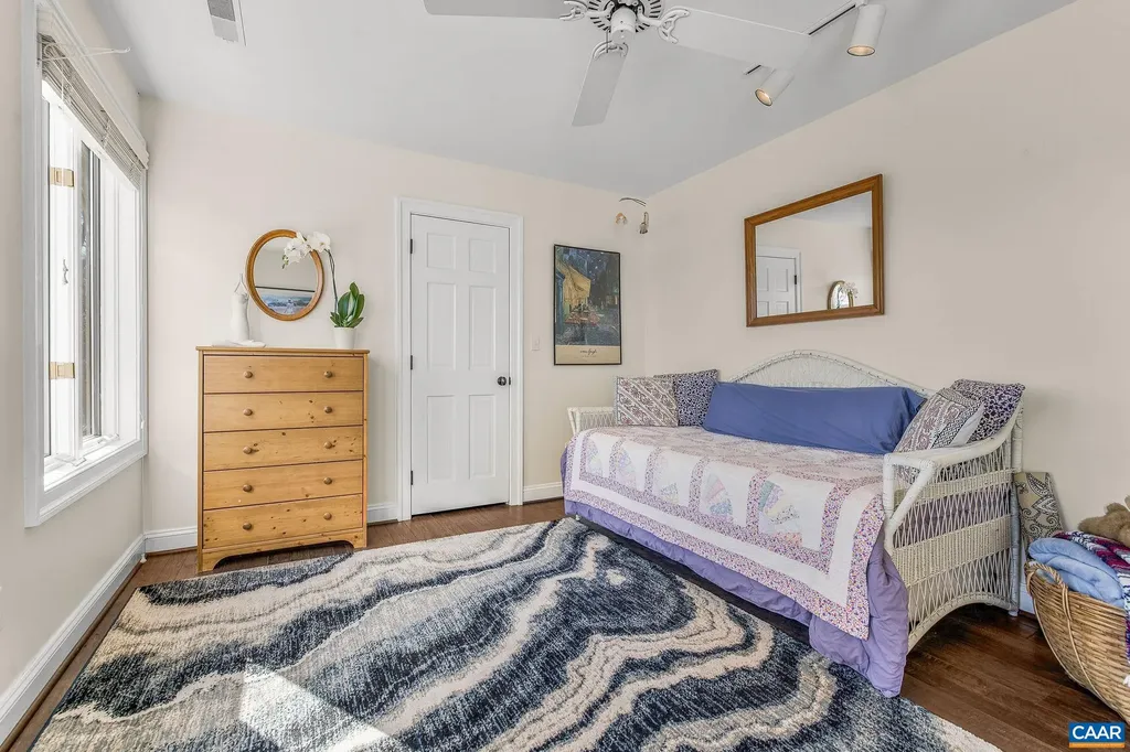 987 Rodes Farm Drive Nellysford VA 22958