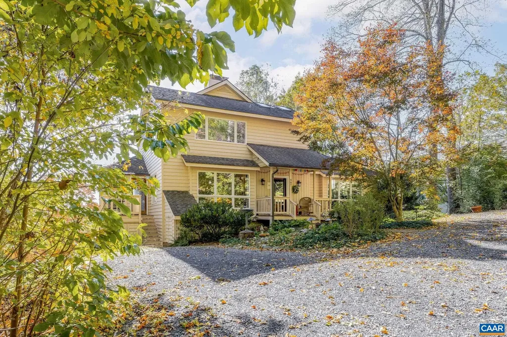 987 Rodes Farm Drive Nellysford VA 22958