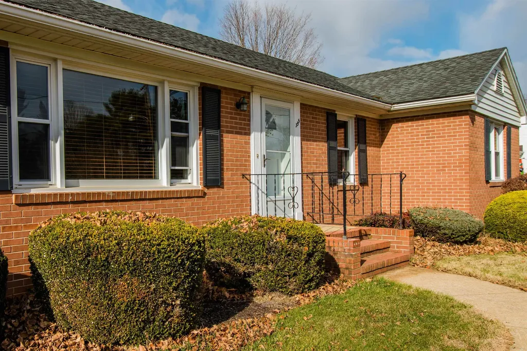 355 Westview Street Dayton VA 22821