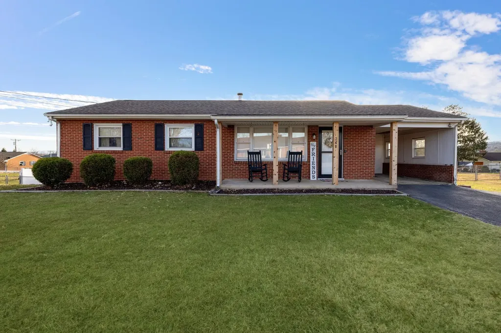 248 Skyview Circle Verona VA 24482
