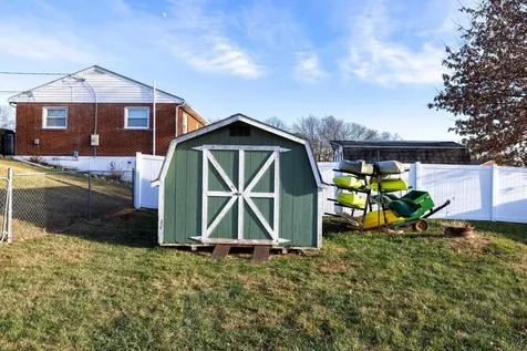 248 Skyview Circle Verona VA 24482