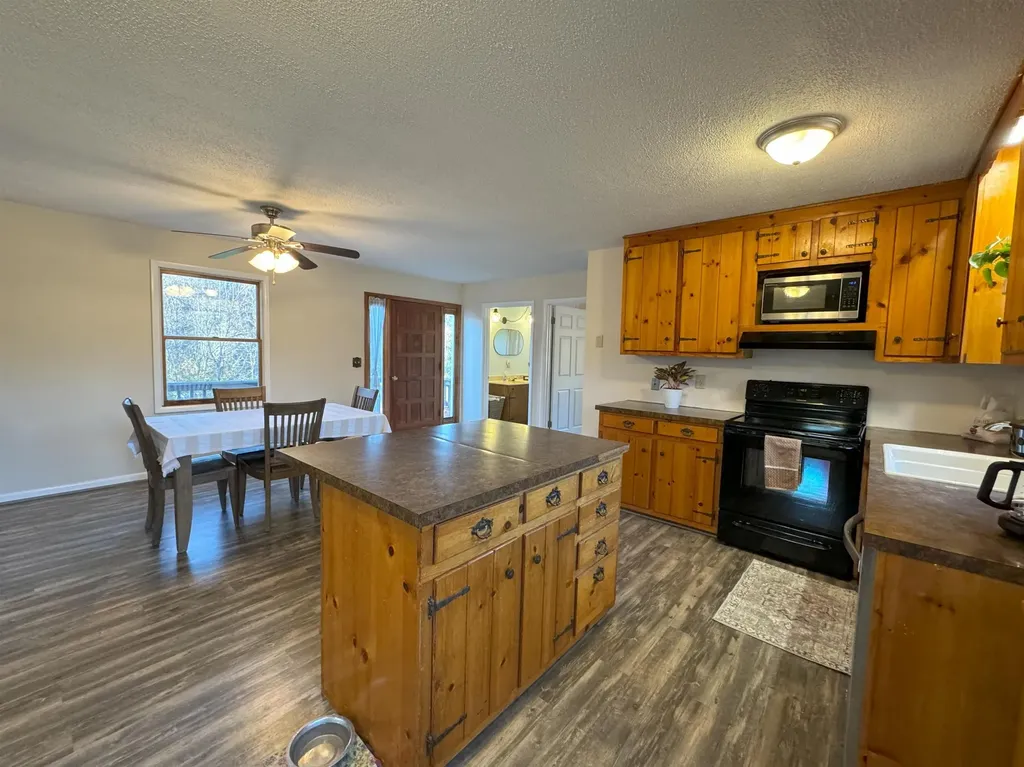 1094 Jerusalem Chapel Road Churchville VA 24421