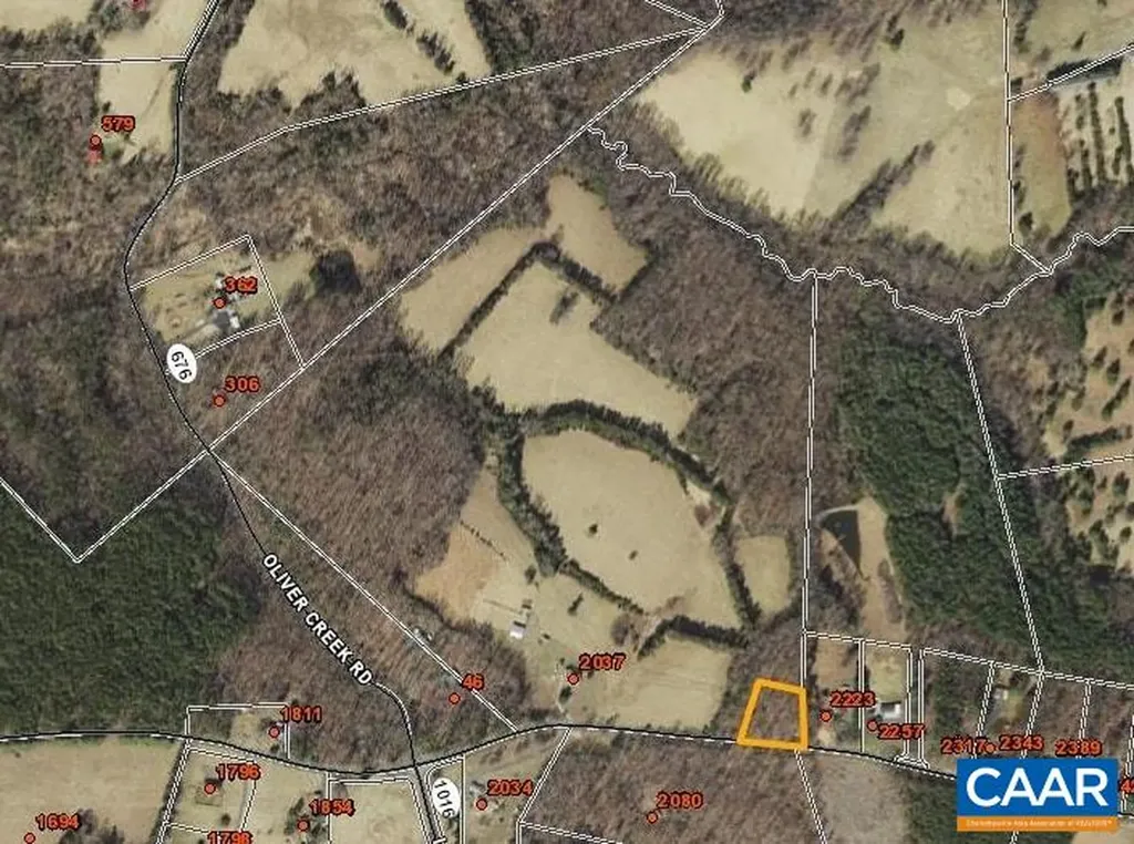 2037 Boston Road N Troy VA 22974