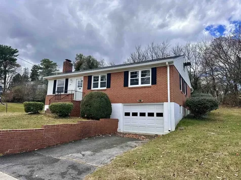 100 Harper Court Staunton VA 24401