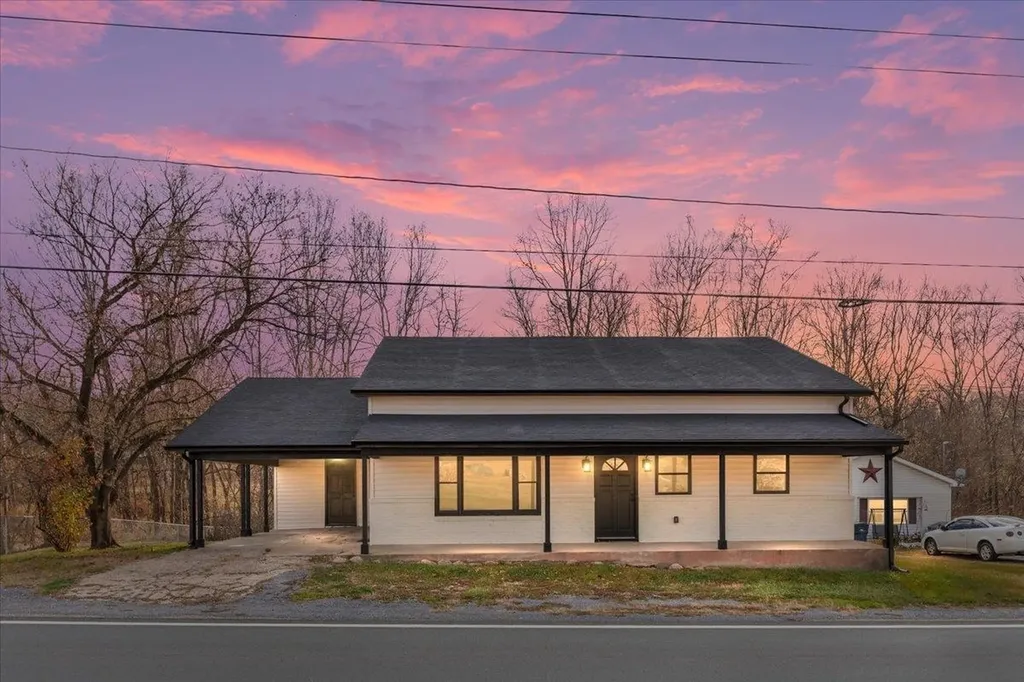 Stanley VA, 1999 Us Highway 340