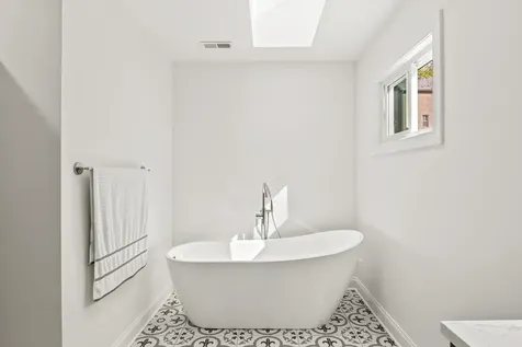 1176B Nelson Drive Harrisonburg VA 22801