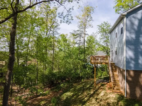 1176B Nelson Drive Harrisonburg VA 22801