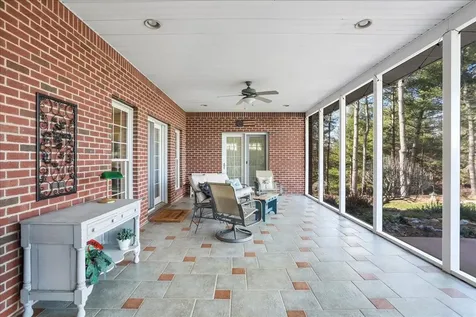 40 Birdsong Lane Edinburg VA 22824